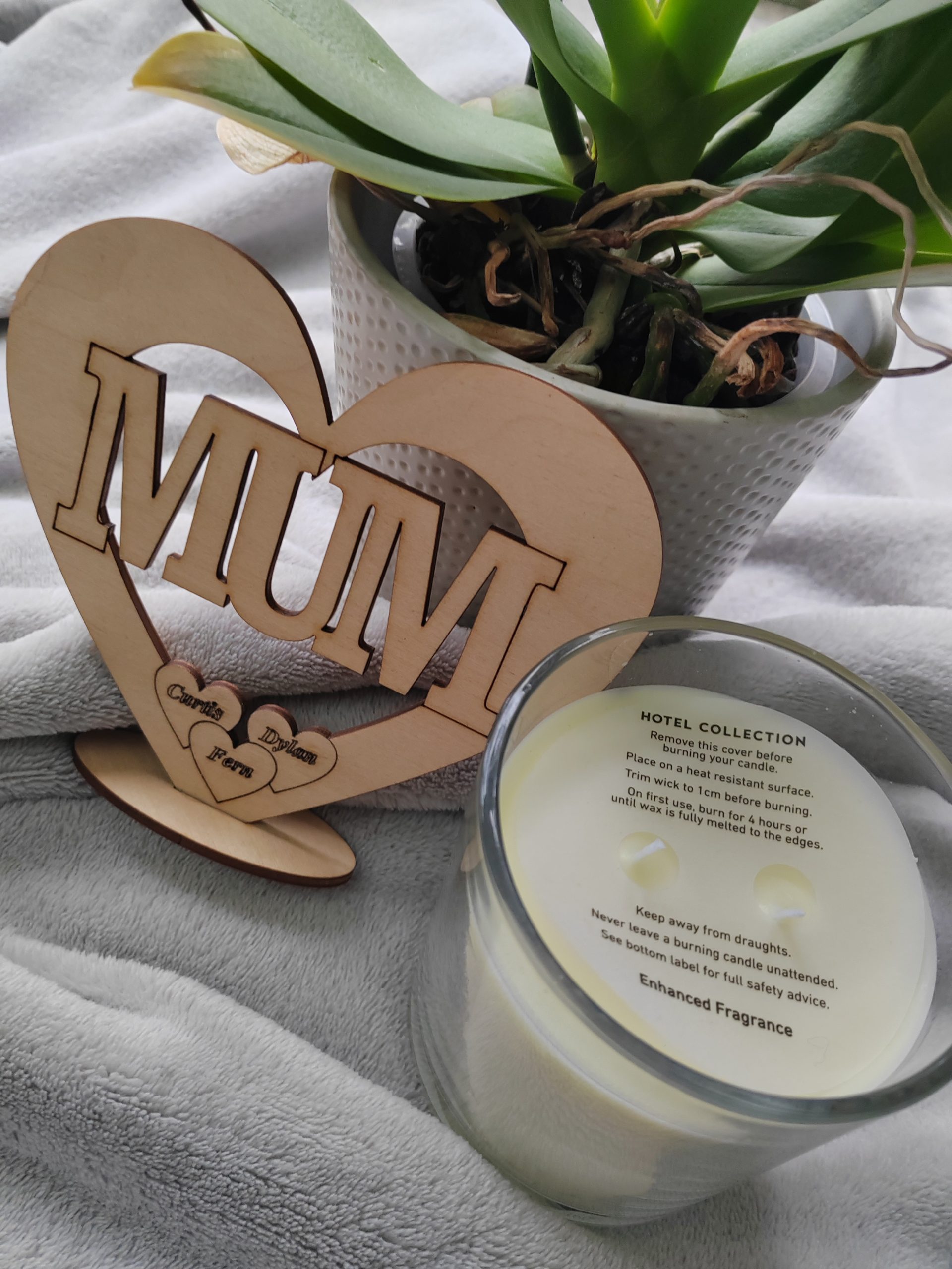 Mother's Day Sign, Mum Birthday Plaque, Freestanding Mum Wooden Gift