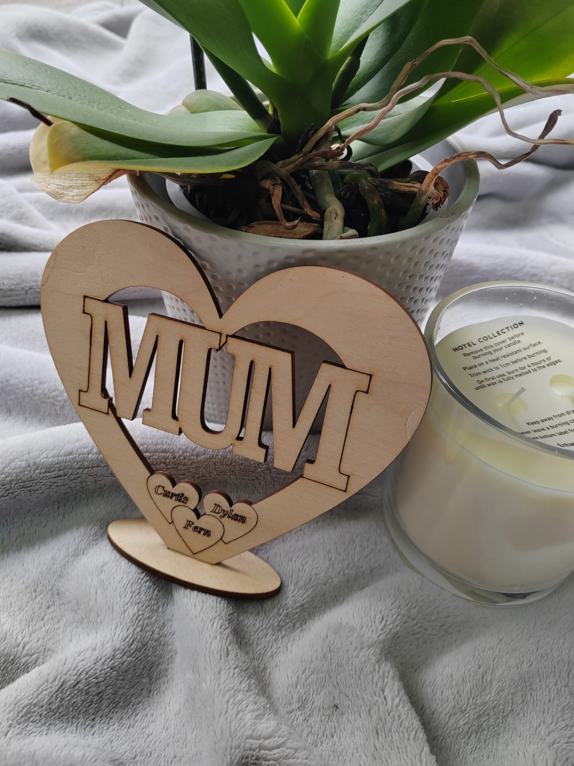 Mother's Day Sign, Mum Birthday Plaque, Freestanding Mum Wooden Gift - Image 2